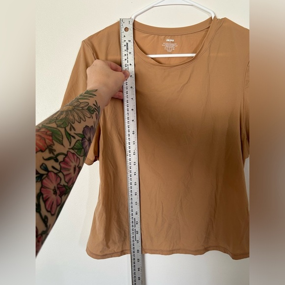 NWT Skims Fits Everybody T-Shirt - Picture 3 of 6